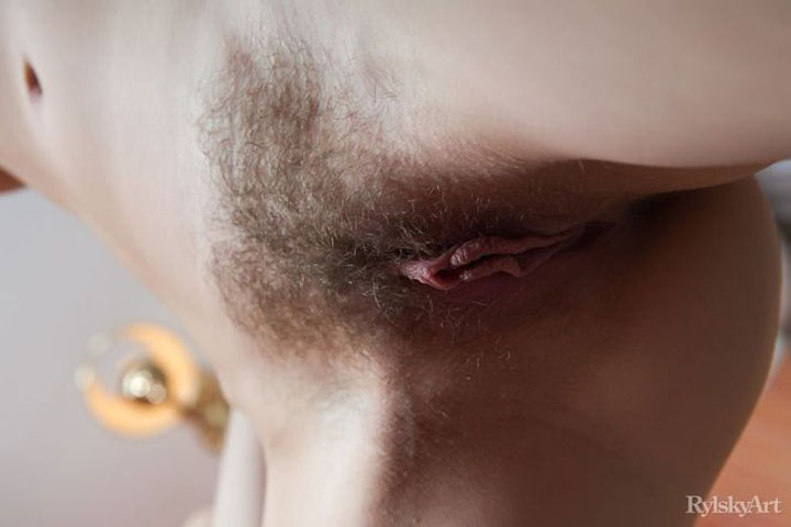 волосатая молодая пися