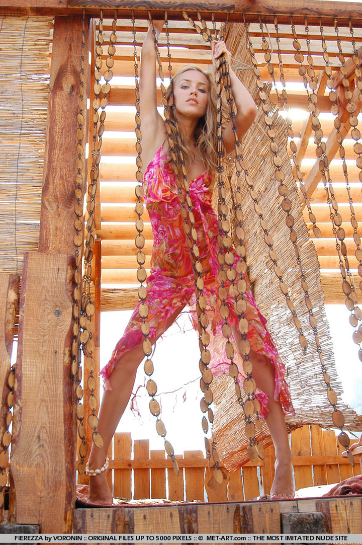 секси в розовом