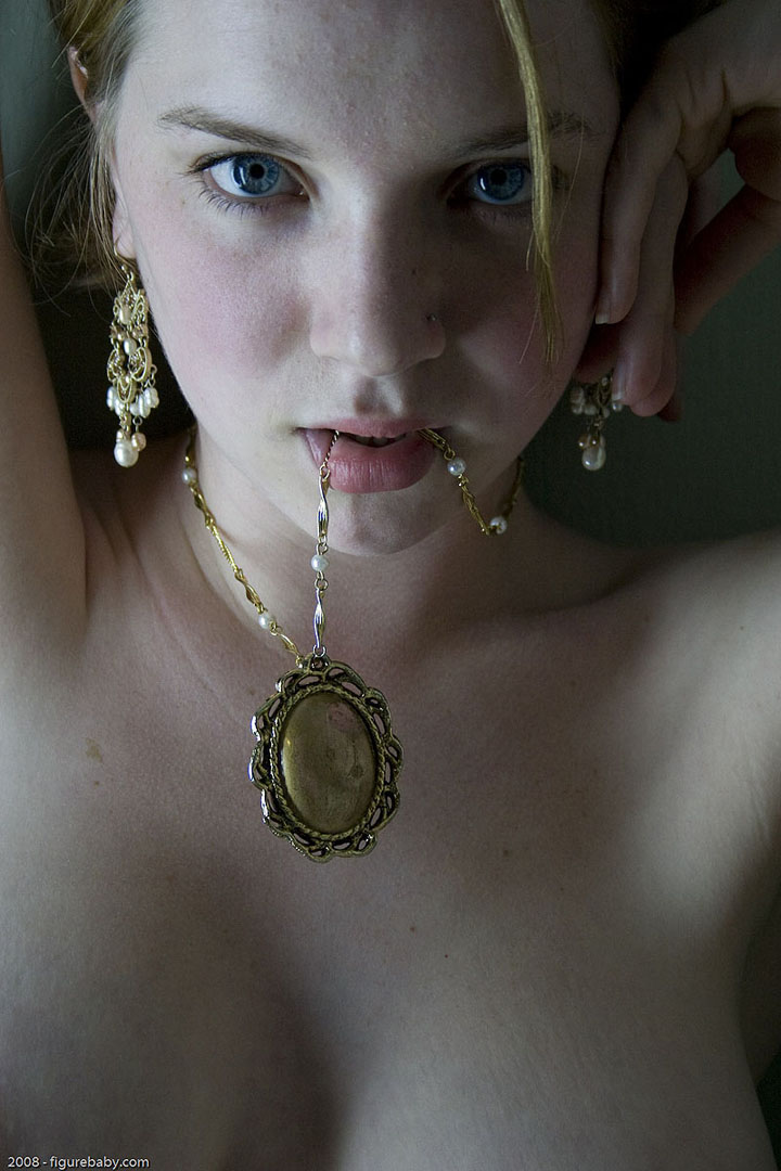 порно красивая грудастая